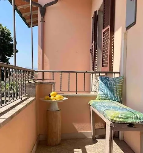 Semesterbostad Nardelli Pozzuolo